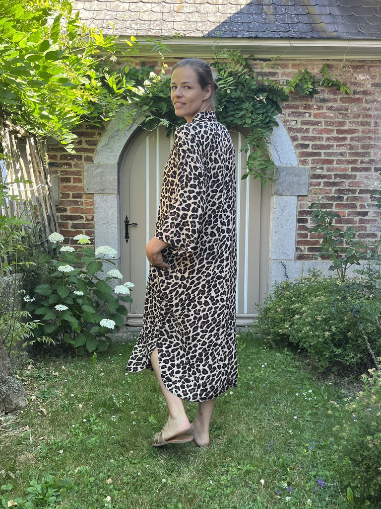 KAmarta kaffe shirt dress leopard print luipaard 3/4e mouwen lange jurk