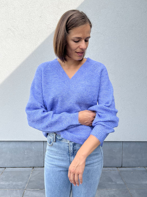 JDY ingeborg ada life l/s v-neck pull knt lolite white blauw trui v-hals