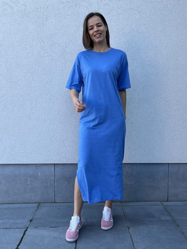 KAedna 1/2 sleeve dress ultramarine kaffe lange jurk comfortabel t-shirt lichtblauw korte mouwen