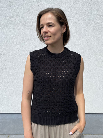 KAsilja knit top black deep kaffe gebreide top debardeur zwart