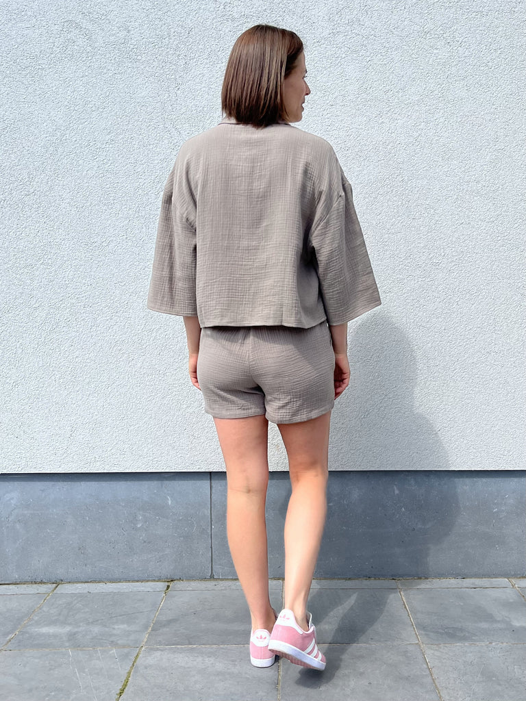 JDYtheis life 3/4 crop shirt wvn noos brindle losvallende blouse hemd halflange mouwen taupe tetra