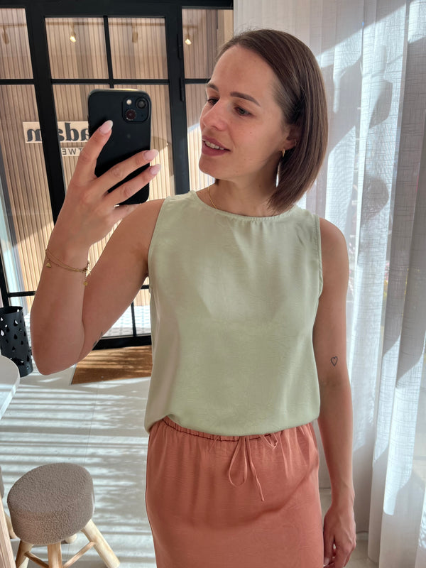 ydence top marion mint mouwloze top sierknoopjes achteraan muntgroen
