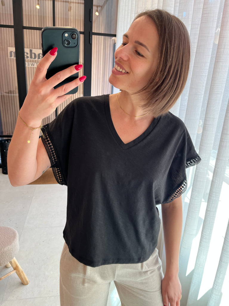 iholya ss4 black ichi top blouse t-shirt v-hals korte mouwen vleermuismouwen zwart