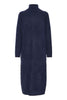 IHDASILA DR2 Total Eclipse - Blue ichi gebreide lange jurk donkerblauw rolkraag lange mouwen
