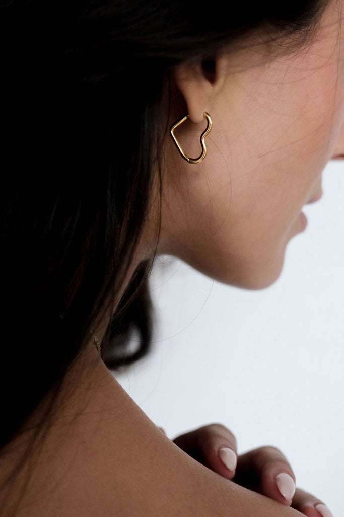 Maste Antwerp oorbellen oorringen valentine stainless steel goud statement hartjes