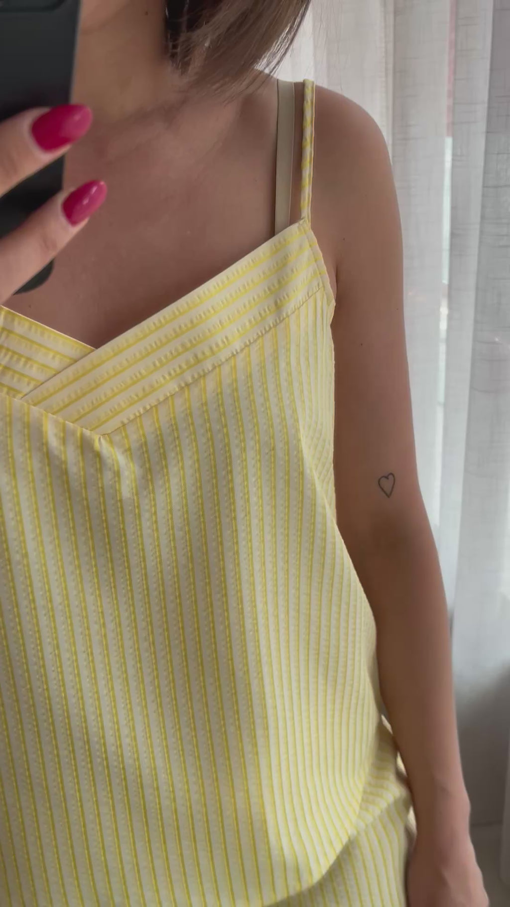JDYjane singlet wvn dia lemon drop yellow com mouwloze top v-hals geel oranje gestreept