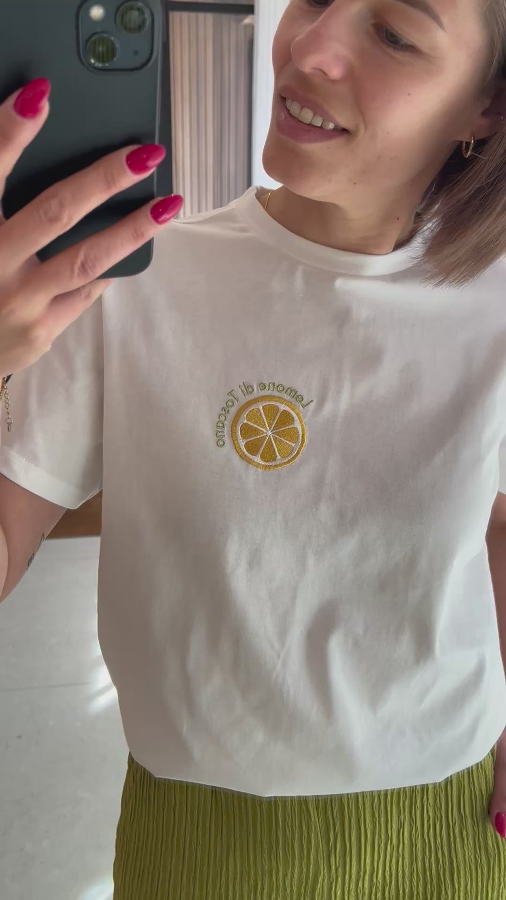 Lofty Manner t-shirt Elin white ronde hals korte mouwen wit groen geel 