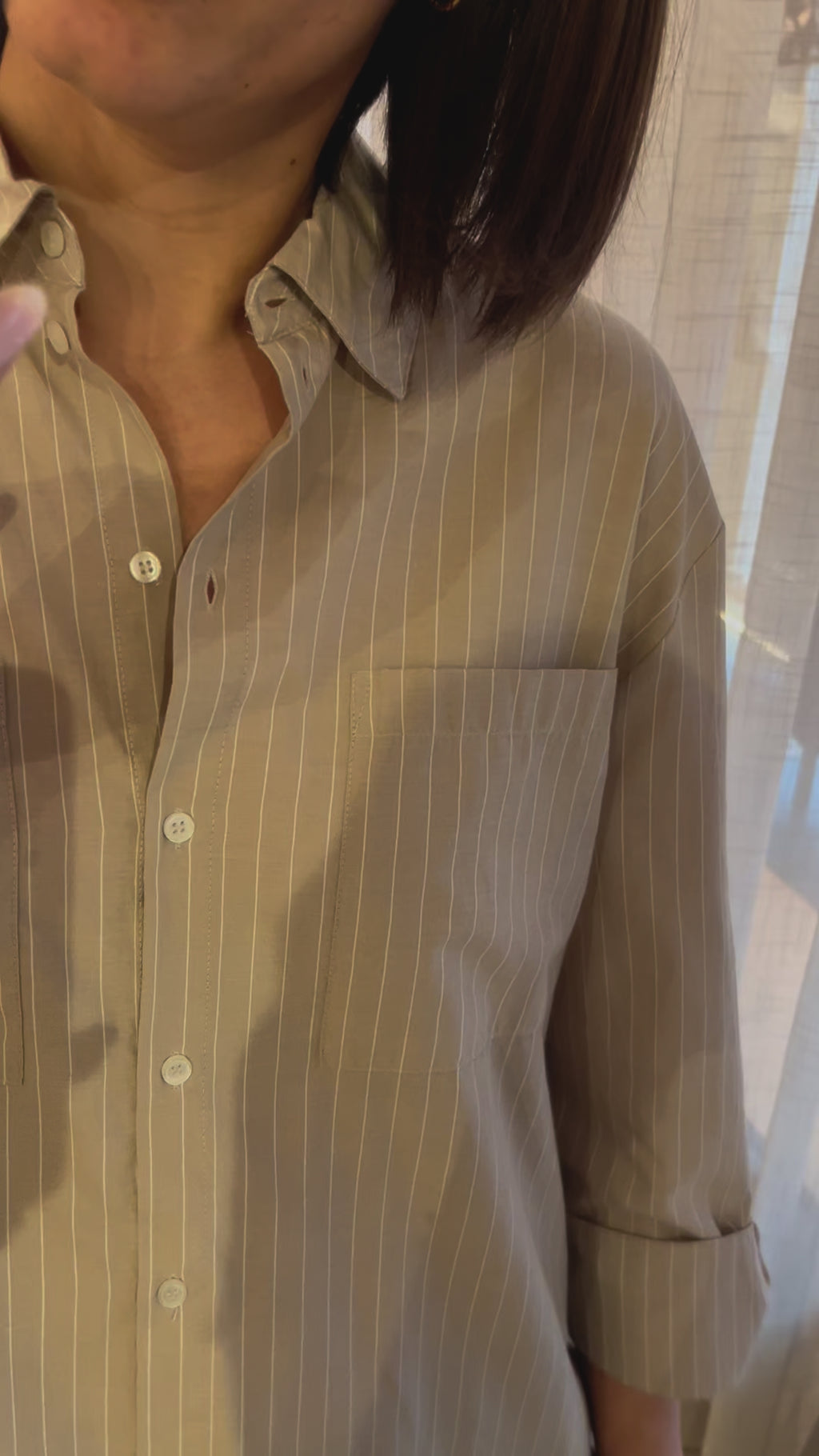 pcmelia l/s loose shirt wvn noos bc crockery thin brigh pieces hemd blouse losvallend lange mouwen knoopjes wit beige gestreept